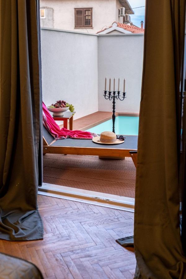 Apartment Lota With Heated Pool On Top Location سوبيتار المظهر الخارجي الصورة