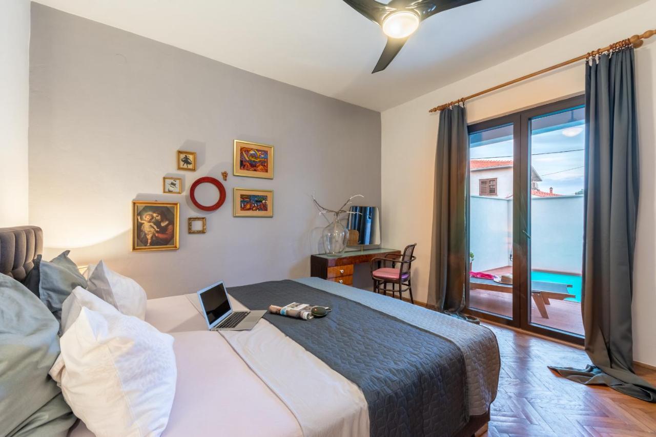 Apartment Lota With Heated Pool On Top Location سوبيتار المظهر الخارجي الصورة