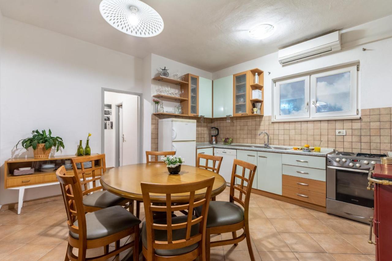 Apartment Lota With Heated Pool On Top Location سوبيتار المظهر الخارجي الصورة